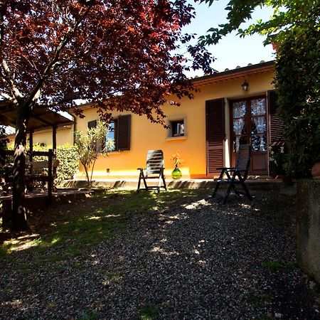 Agriturismo I Cerroni Монтескудайо Екстер'єр фото