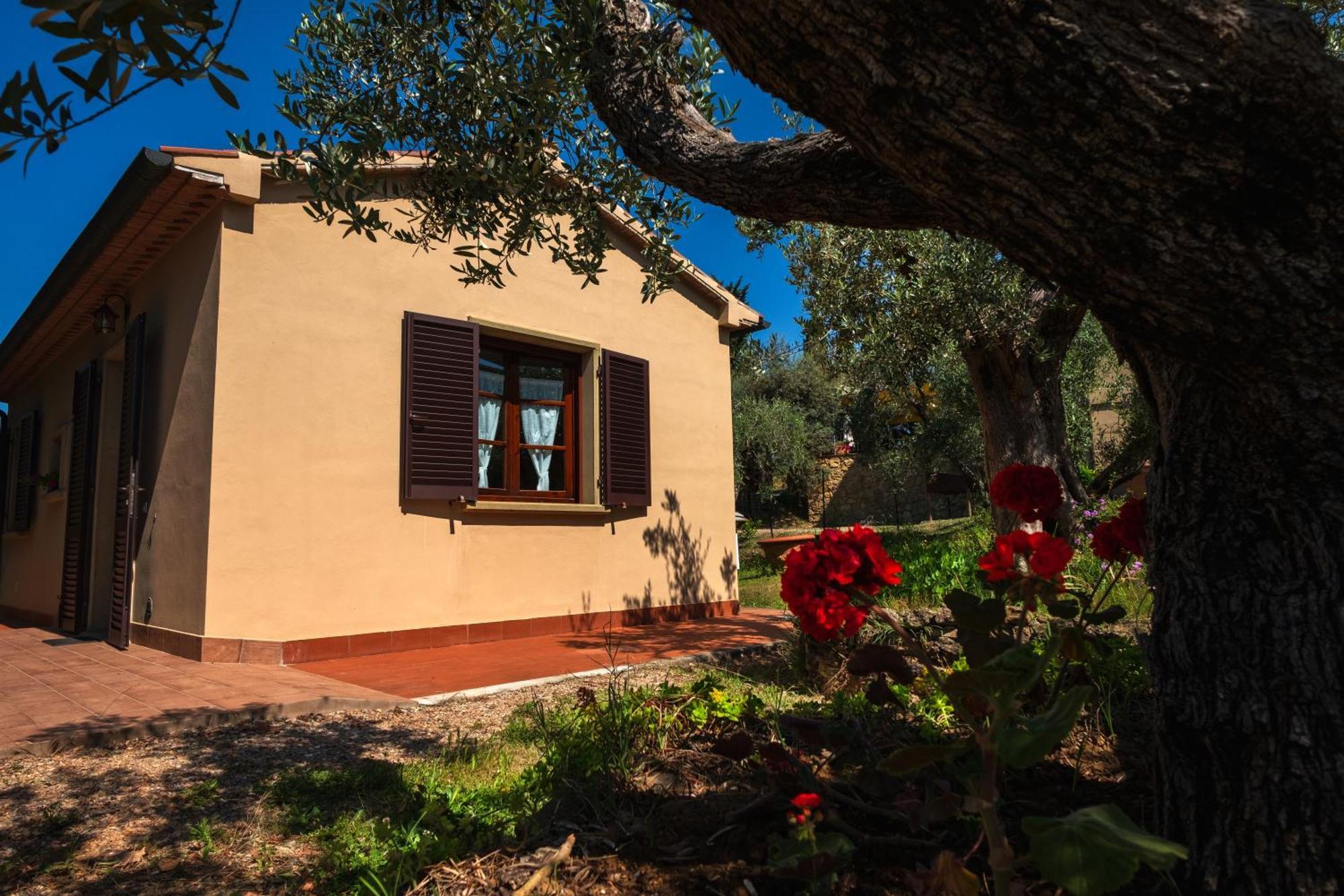 Agriturismo I Cerroni Монтескудайо Екстер'єр фото