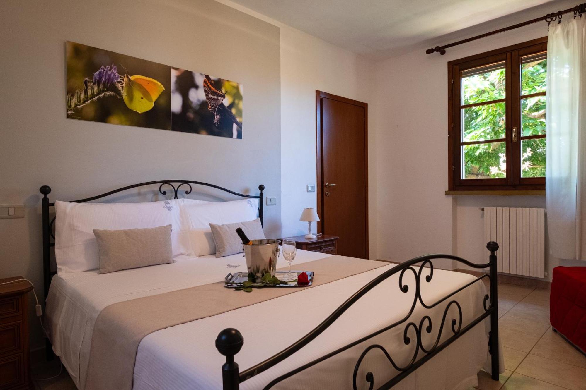 Agriturismo I Cerroni Монтескудайо Екстер'єр фото
