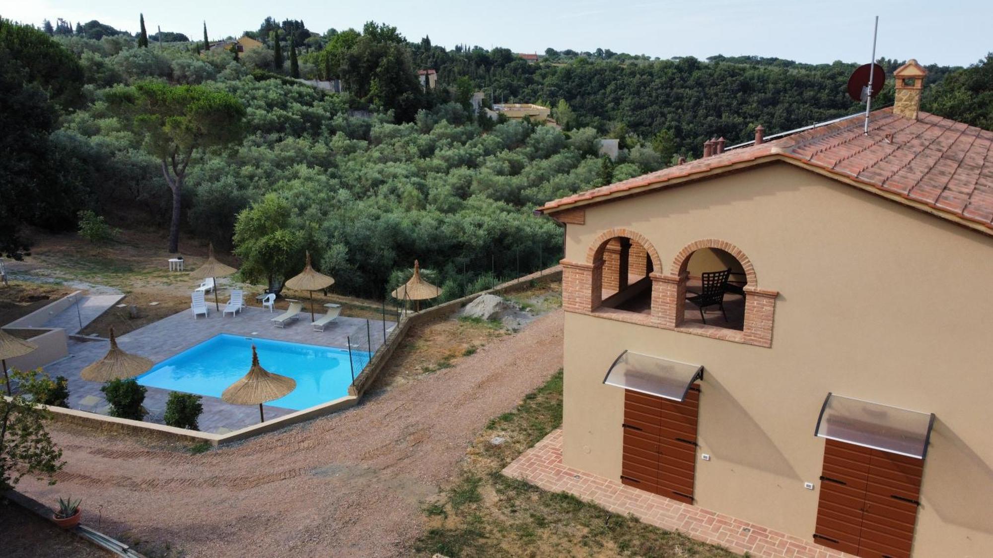 Agriturismo I Cerroni Монтескудайо Екстер'єр фото